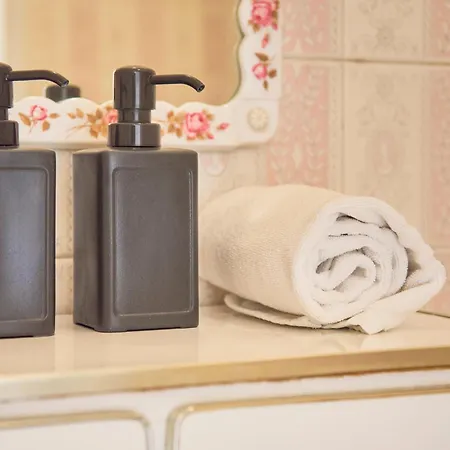 Appartamento Nostalgic 70s W Sunset Balcony, By Timecooler