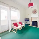 Nostalgic 70s W Sunset Balcony, By Timecooler Appartement